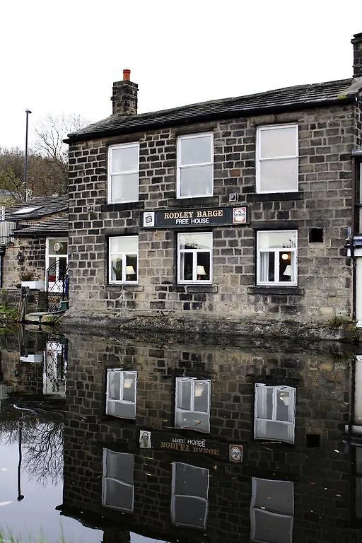 דירות לידס Courtyard Mews, 3 Rodley Hall, Leeds